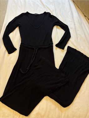 Beyond Yoga Ribbed V-Neck Wide Leg Jumpsuit with Tie Waist